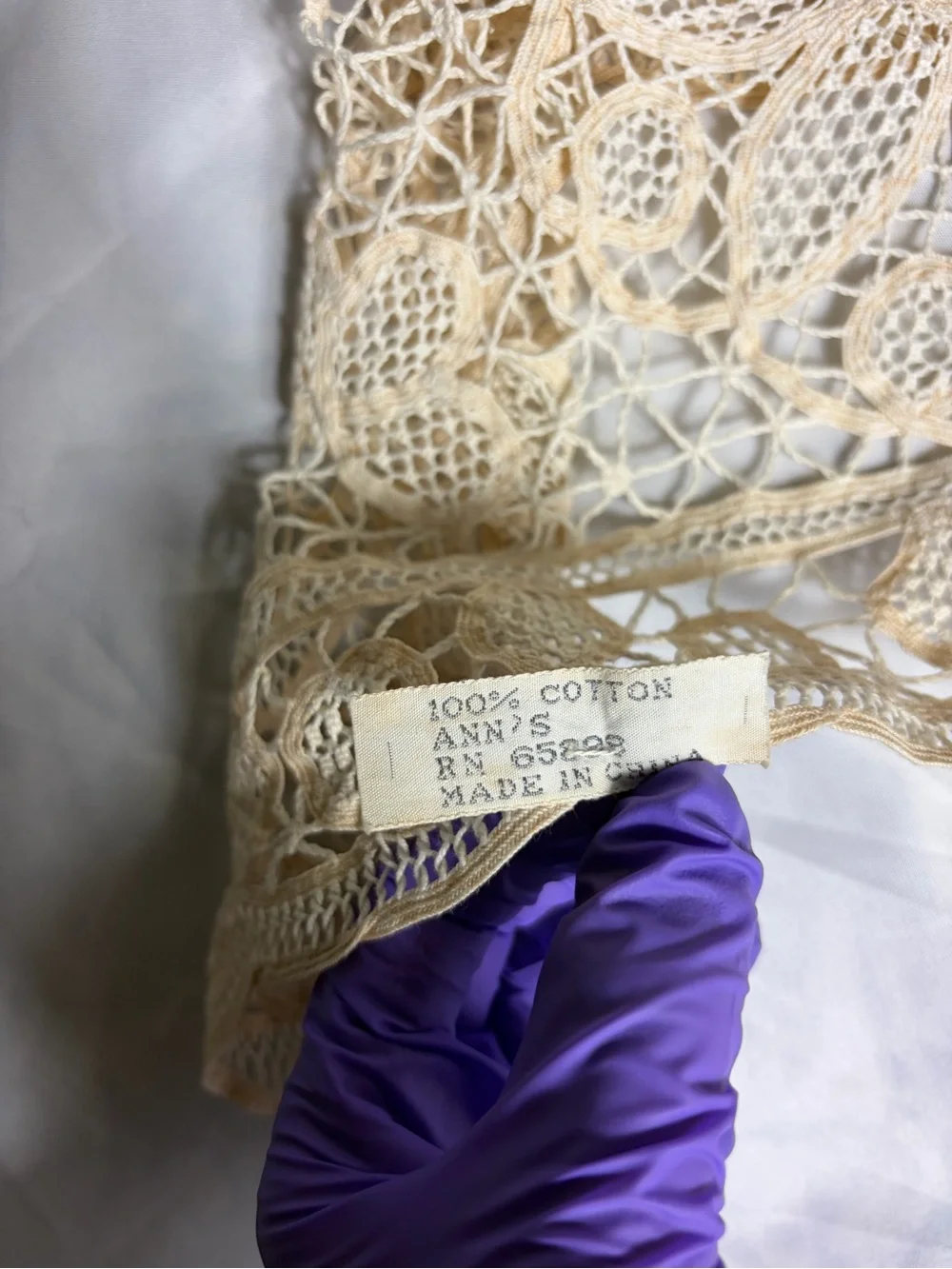 Vintage cream lace